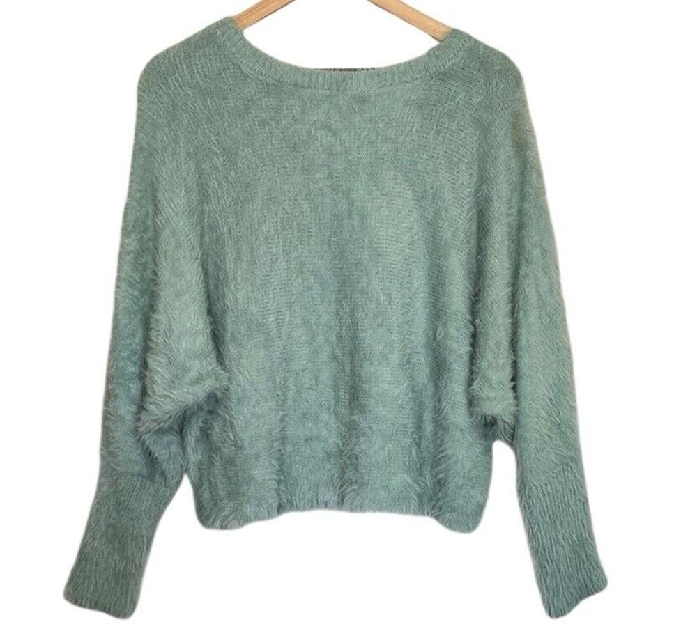 Wearing Your Heart on your Sleeve Women's Fuzzy Cropped Sweater So Soft